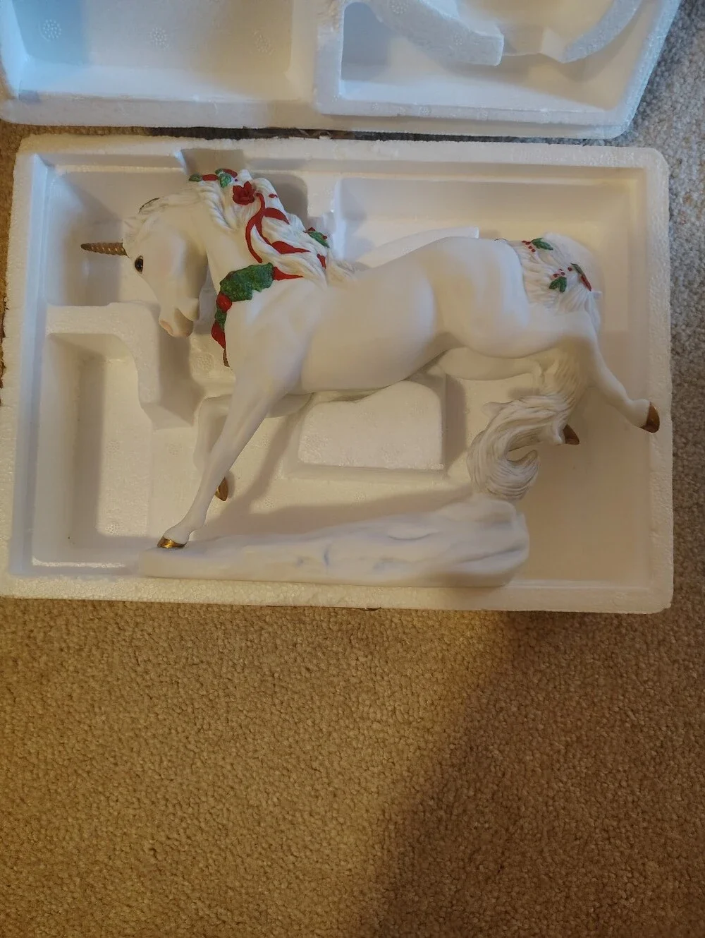 VTG Princeton Gallery Porcelain Unicorn Yuletide Delight 1991 W/COA